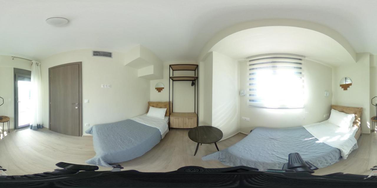 Hanioti Suite Maisonette In Front Of The Sea Εξωτερικό φωτογραφία