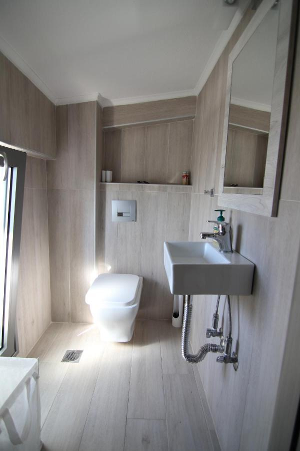 Hanioti Suite Maisonette In Front Of The Sea Εξωτερικό φωτογραφία