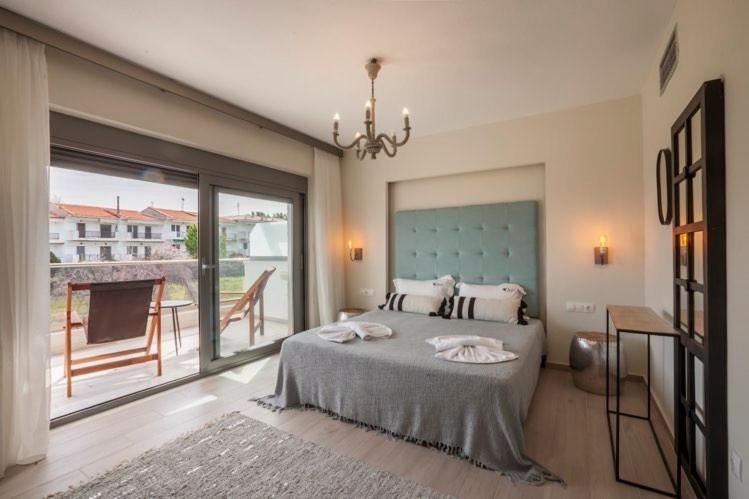 Hanioti Suite Maisonette In Front Of The Sea Εξωτερικό φωτογραφία
